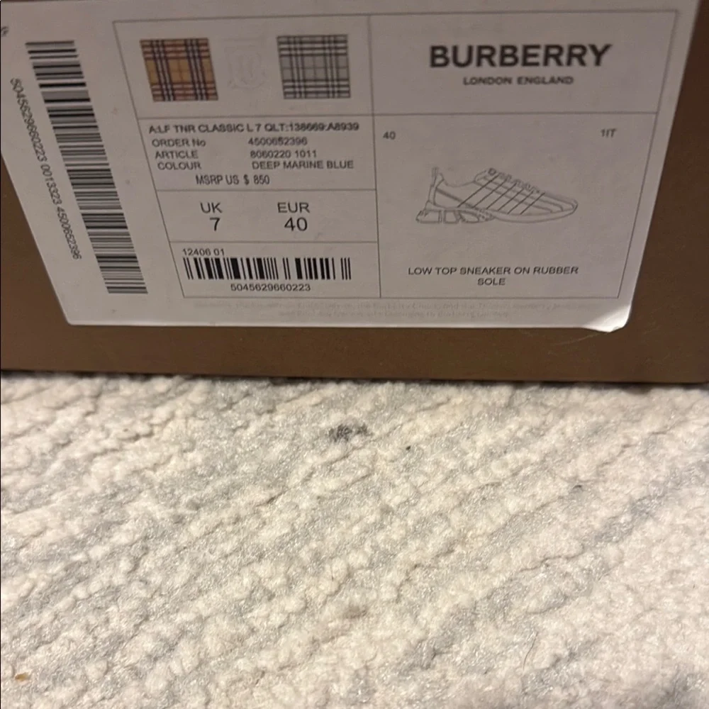 Burberry Men's Blue Sneakers - Picture 4 of 4